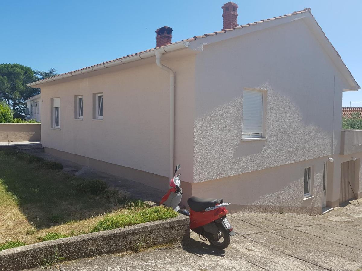 Marton Apartamento Krk Exterior foto