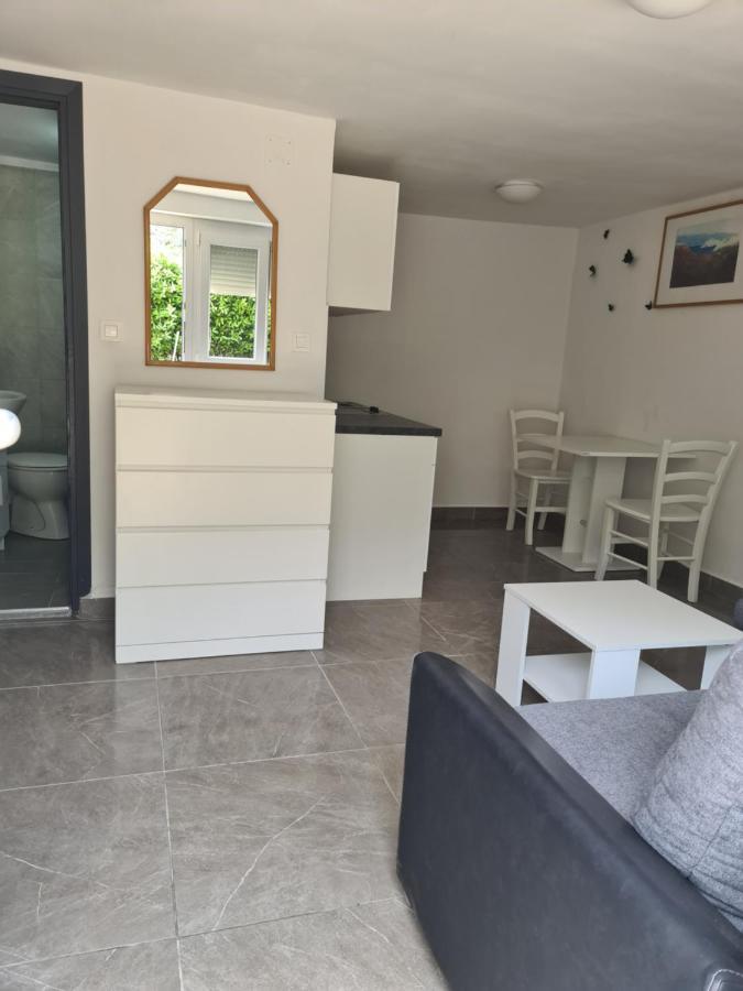Marton Apartamento Krk Exterior foto